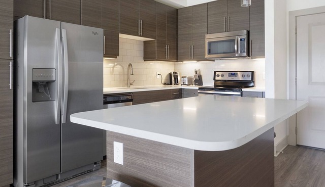 Modern Apartment in Prime Location (ID5286X10)