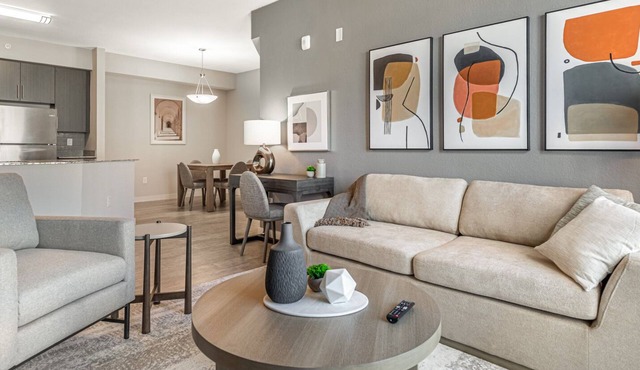 Modern Apartment in Prime Location (ID6535X46)