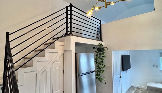 Modern Apartment - Near Lake Pontchartrain