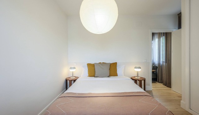 Modern apartment near the Royal Palace 11