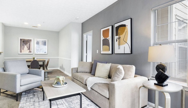 Modern Apartment in Prime Location (ID4762X60)