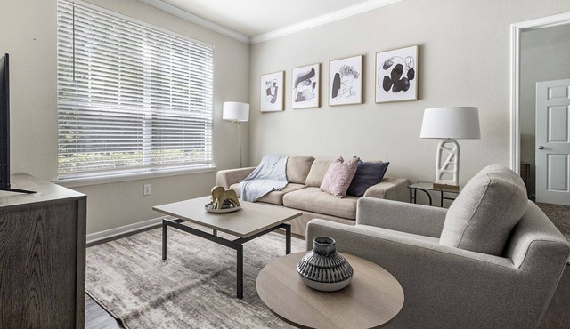 Modern Apartment in Prime Location (ID1337X194)