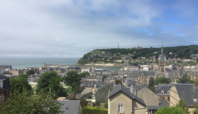 Modern apartment with panoramic sea view