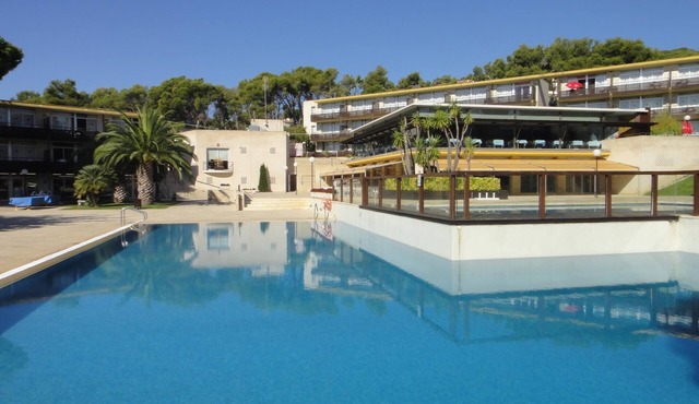 Modern apartments with pool. Ref. Comtat Sant Jordi -24 P