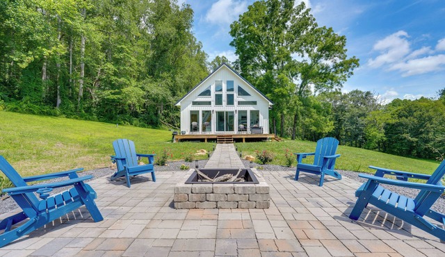 Modern Appalachian Vacation Rental w/River Access