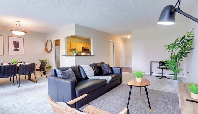 Modern Apt Near D.C. | Easy Metro Access