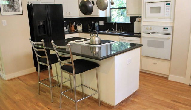 Modern B & B