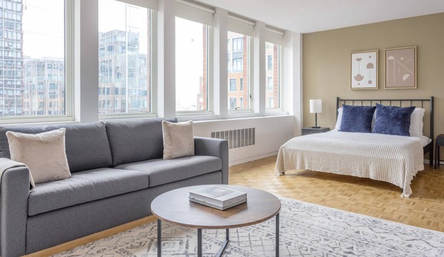 Modern Back Bay Studio w/ Gym, nr Copley T, by Blueground