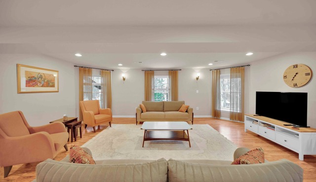 Modern Basement Suit of Fairfax