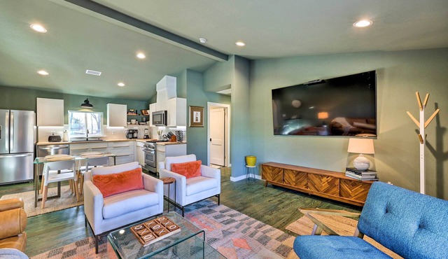 Modern Bentonville Home: Mountain Biker's Paradise