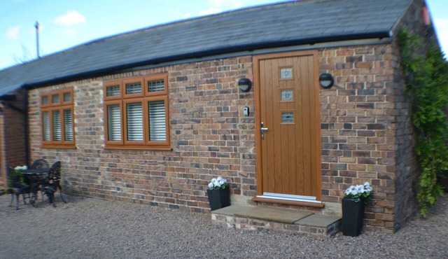 Modern Bijou B&B or Holiday let accommodation, near Bridgnorth & Alveley WV156EA