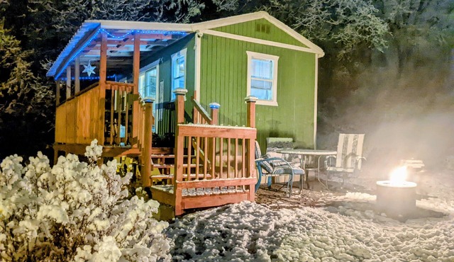 Modern Boho cabin near the Buffalo and all the trails!