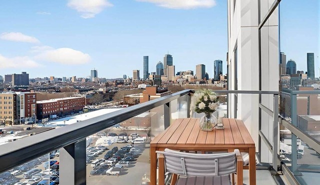 Modern Boston 2BR Apt. | Prime Downtown Location