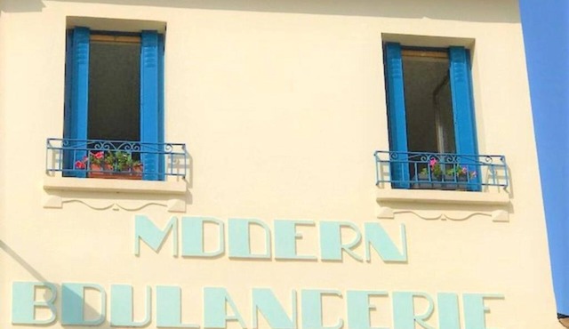 Modern Boulangerie, large 6 bedroom village house