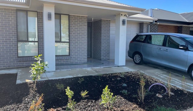 Modern Brand New 4BR Family Home Walkable to Shops