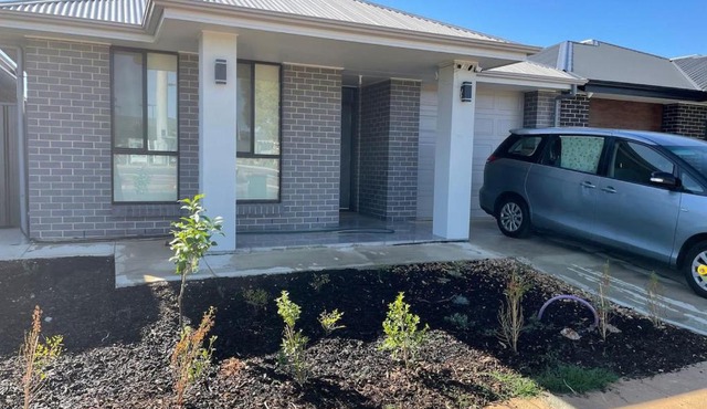 Modern Brand New 4BR Family Home Walkable to Shops