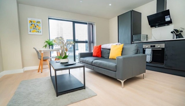 Modern & Bright 1 Bed Apartment in Birmingham