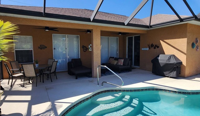 Modern Bright Contemporary Design 2,400 SF of comfort with Salt Pool & Spa, WiFi