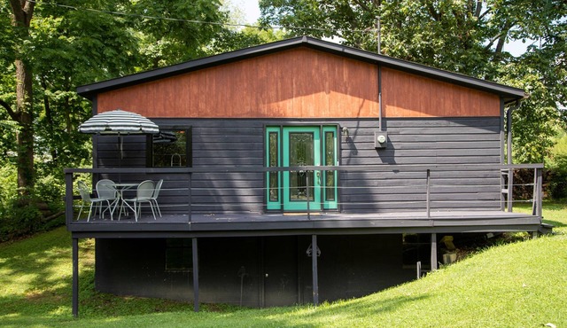 Modern Bungalow- Near Airport/Indianapolis