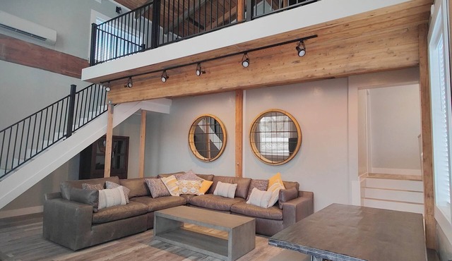 Modern Bunkhouse located in the heart of activity for large groups