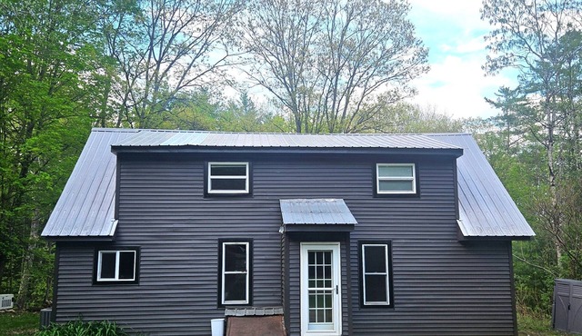 Modern Cabin near Brant Lake and Gore!