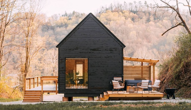 Modern Cabin Nestled on 40 Acres w/ Hot Tub