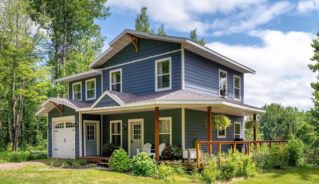 Modern Cabin on a River Bluff