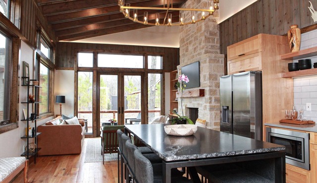 Modern Cabin on Monkey Island with Expansive Deck & Hot Tub!