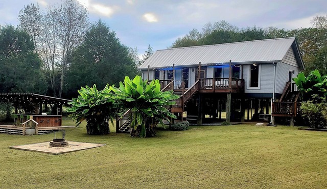 Modern Cabin on the Beautiful Ocoee River