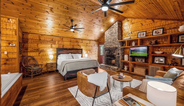 Modern Cabin Retreat in Smoky Mountains