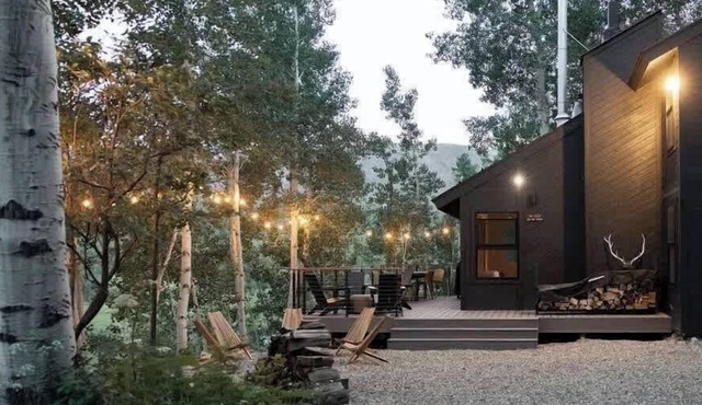Modern Cabin: Sleeps 8 Mountain Views on 6 Acres