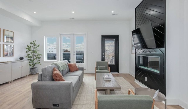 Modern Capitol Hill Penthouse w/Rooftop Decks - 3 Min Walk to Metro!