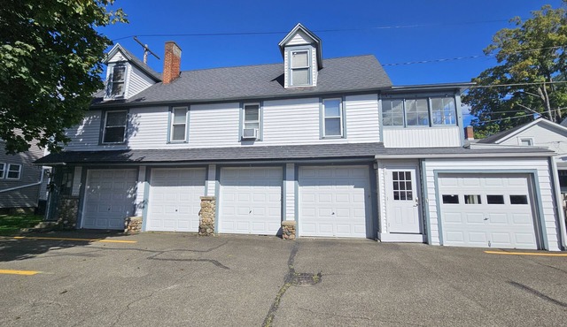 Modern Carriage House