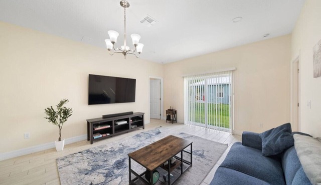 Modern Casa-10 minutes from UCF