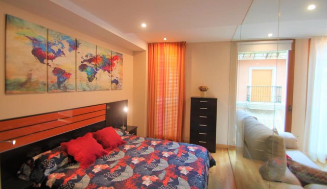Modern CasaTuris Apartment with Castle Views A131