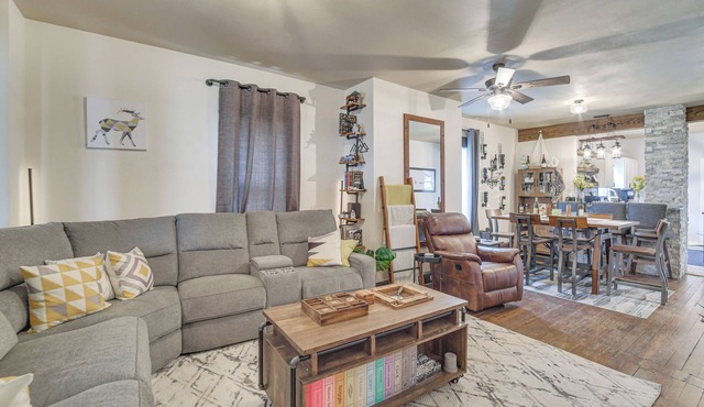 Modern Casselton Vacation Rental: 22 Mi to Fargo!