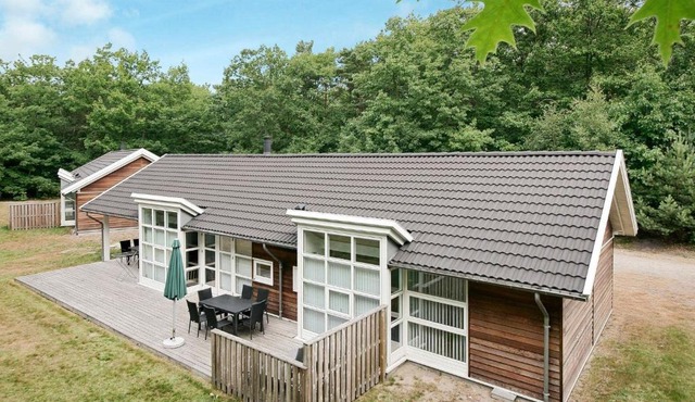 Modern Cedar Cottage near Beach - By Traum Ferienwohnungen