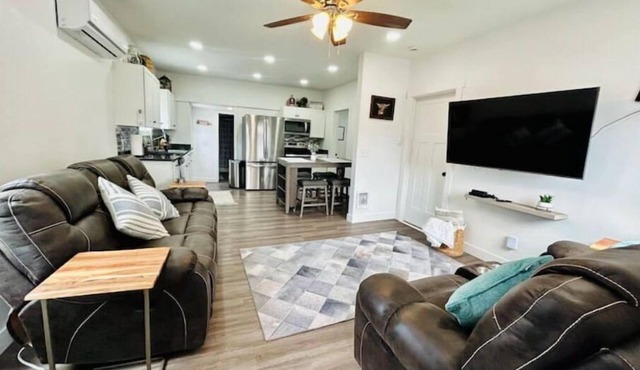 Modern Central Blackfoot Living