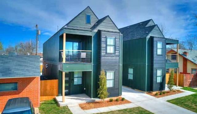 Modern Central OKC New Build Near Plaza District
