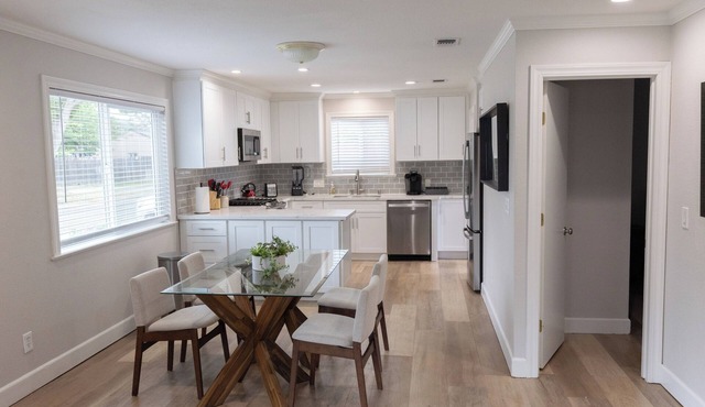Modern, Central Retreat with HVAC, WiFi and all the comforts of home