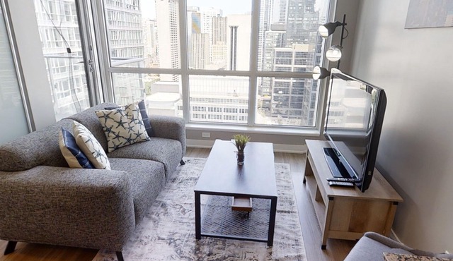 Modern Central Studio Condo in DT Toronto