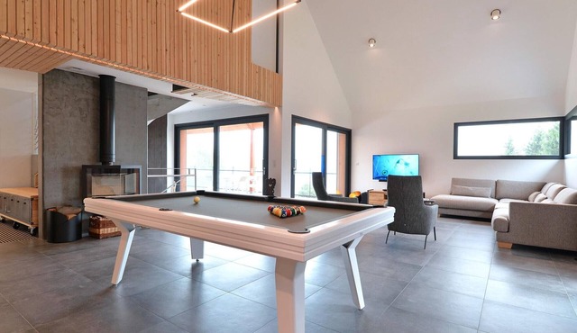 Modern chalet with spa, perfect for 12 guests