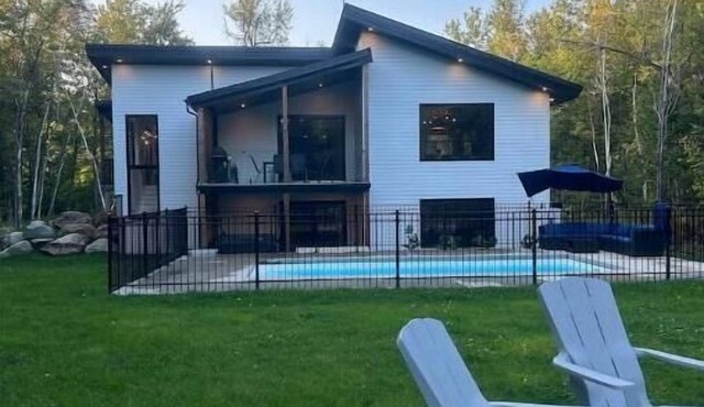Modern Chalet 2022 3 Bed/2Bath