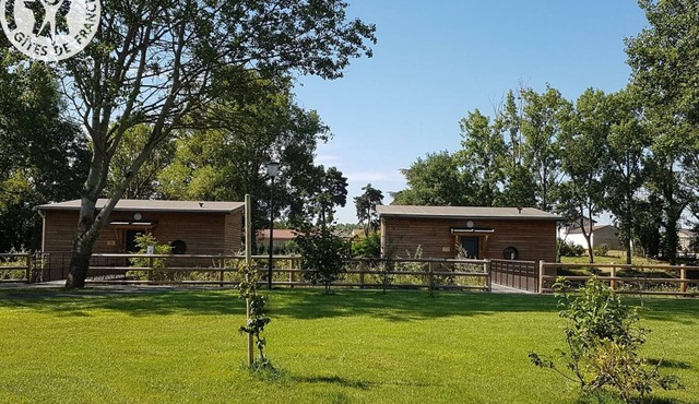 Modern chalet 4-6 ppl, pets allowed, private terrace