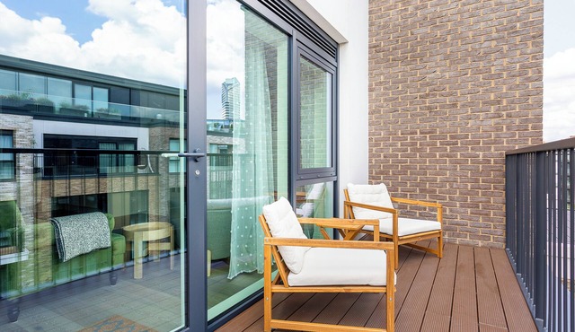 Modern Chelsea Apartment