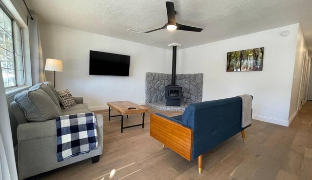 Modern Chic 4-Bedroom Home with Wood Stove Fireplace