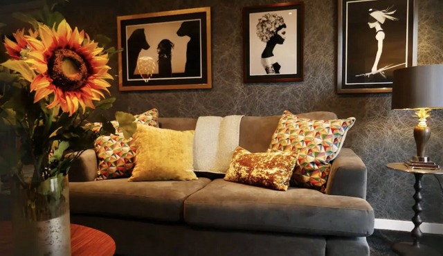 Modern Chic Apartment W/free Parking, gym and lift access