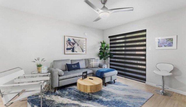 Modern, chic condo in the heart of Tempe/ASUn