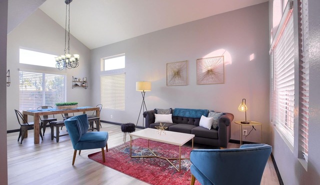 🌴🌞❤️Modern Chic House w/SwimSpa♨️4br 3ba, 5⭐location 10min➡️Strip, 5min to 🛬
