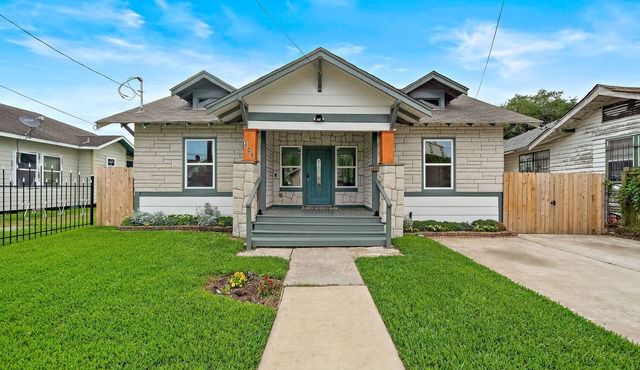 Modern Chic Retreat in the Heart of EaDo, Houston